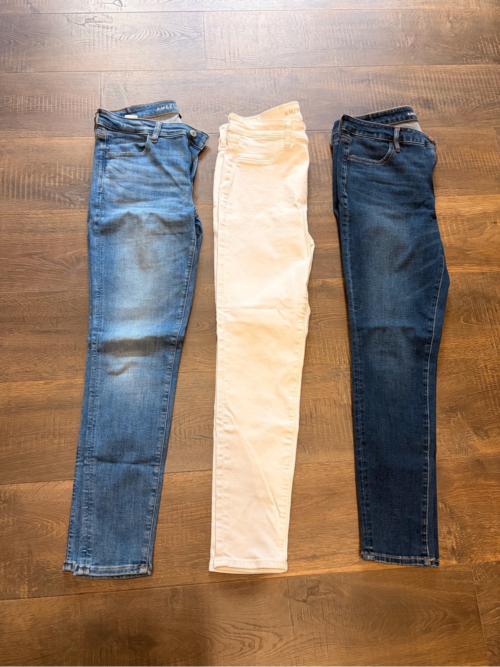 American Eagle Outfitters Jeans size 10